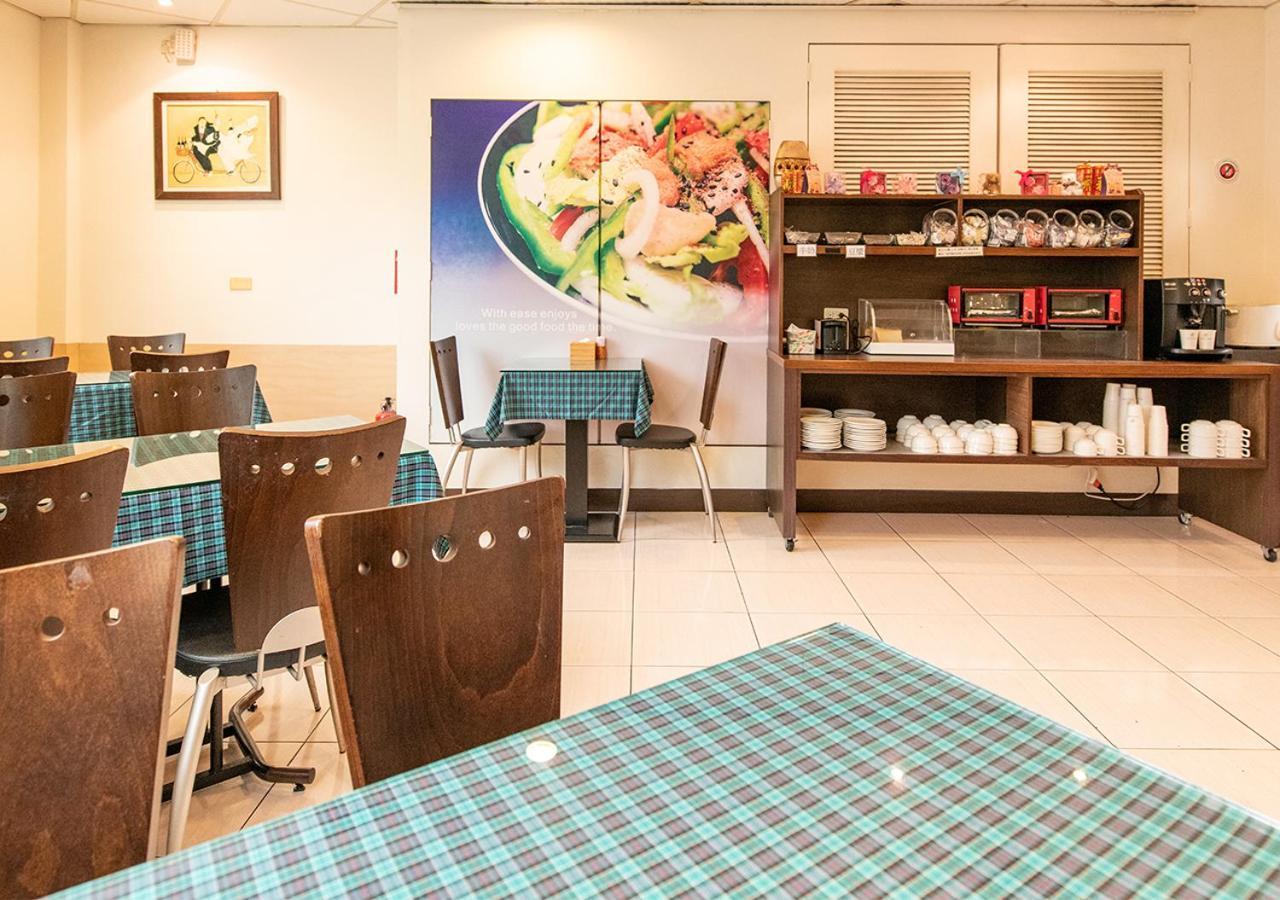 Natoli Motel 타이난 외부 사진